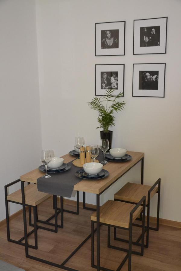 N17 Apartament Apartamento Cracovia Exterior foto